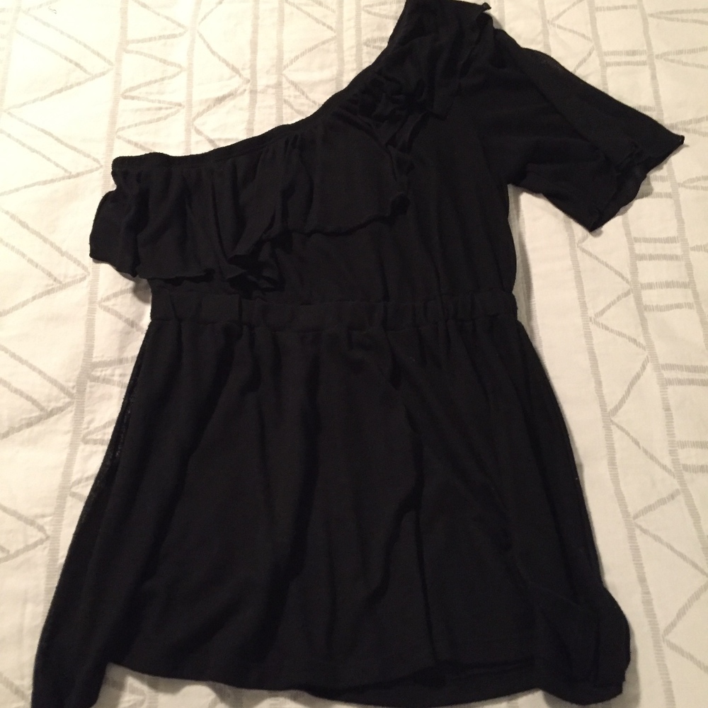 silence & noise One Shoulder Top